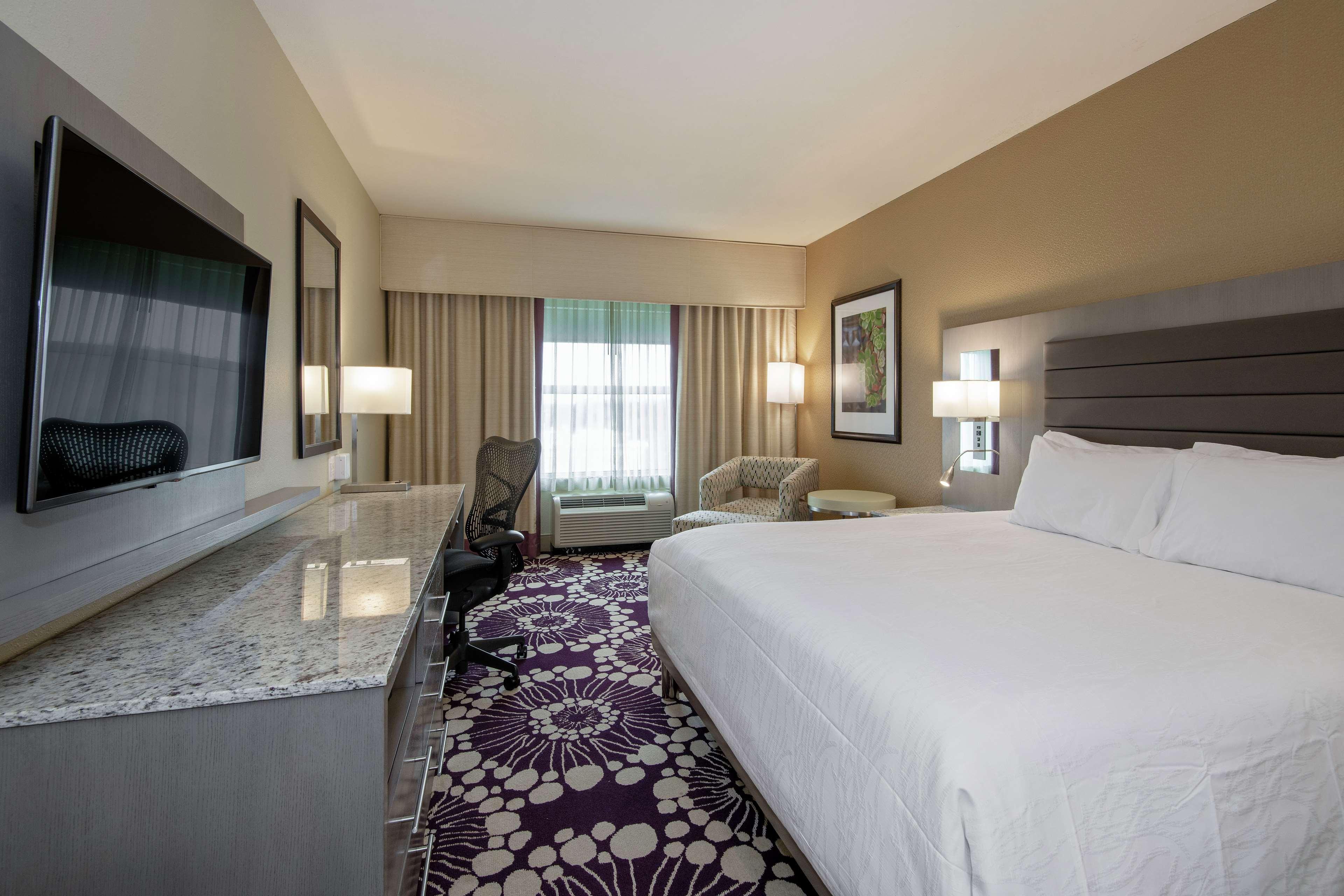 Hilton Garden Inn Raleigh/Crabtree Valley Kültér fotó