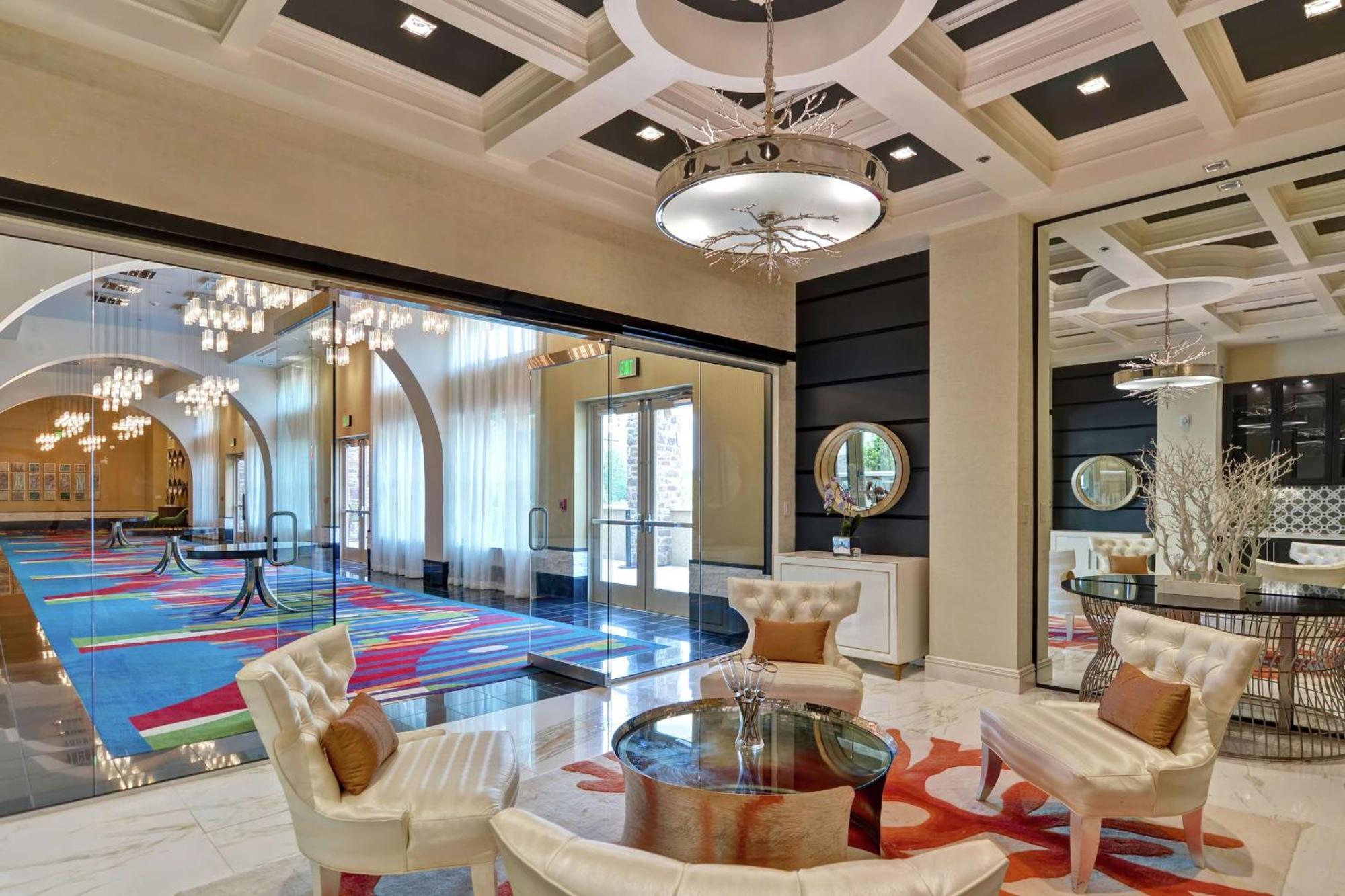 Hilton Garden Inn Raleigh/Crabtree Valley Kültér fotó
