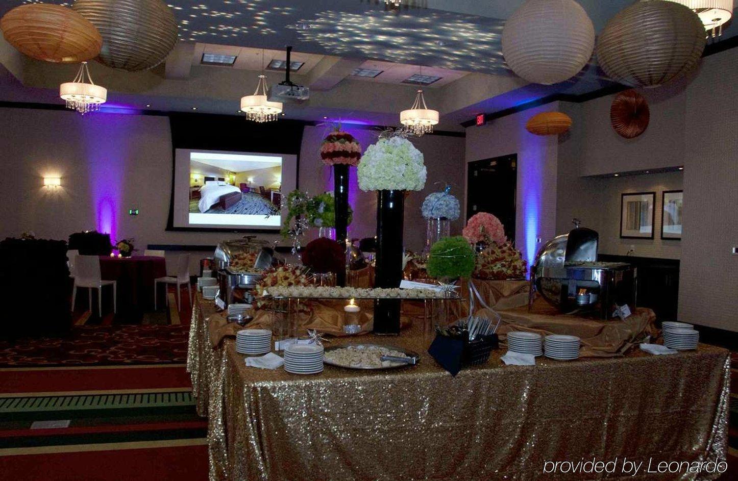 Hilton Garden Inn Raleigh/Crabtree Valley Kültér fotó